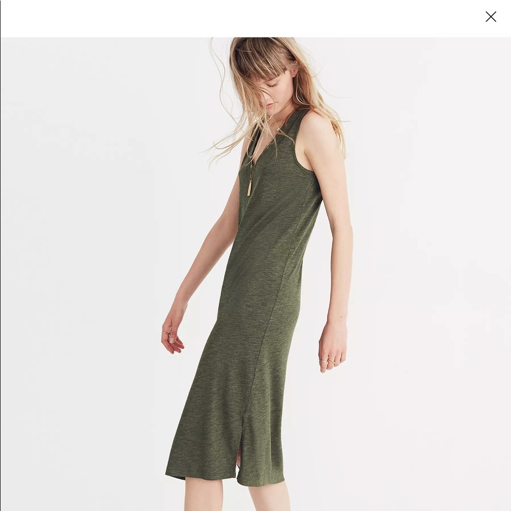 Olive green v-neck Madewell dress. EUC. Size medium M